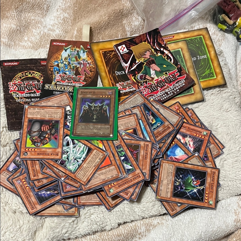 Yu-Gi-Oh! Card Game Set - Multicolor